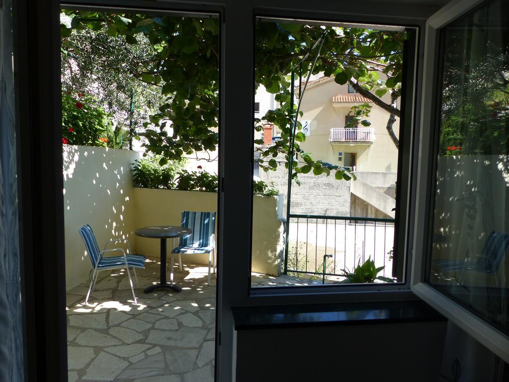 Apartments Smiljana Omiš Exterior foto